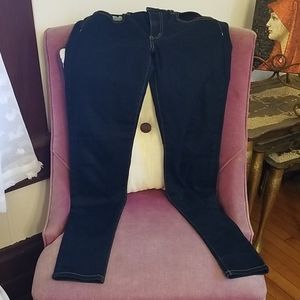 American Eagle Outfitters Jegging
